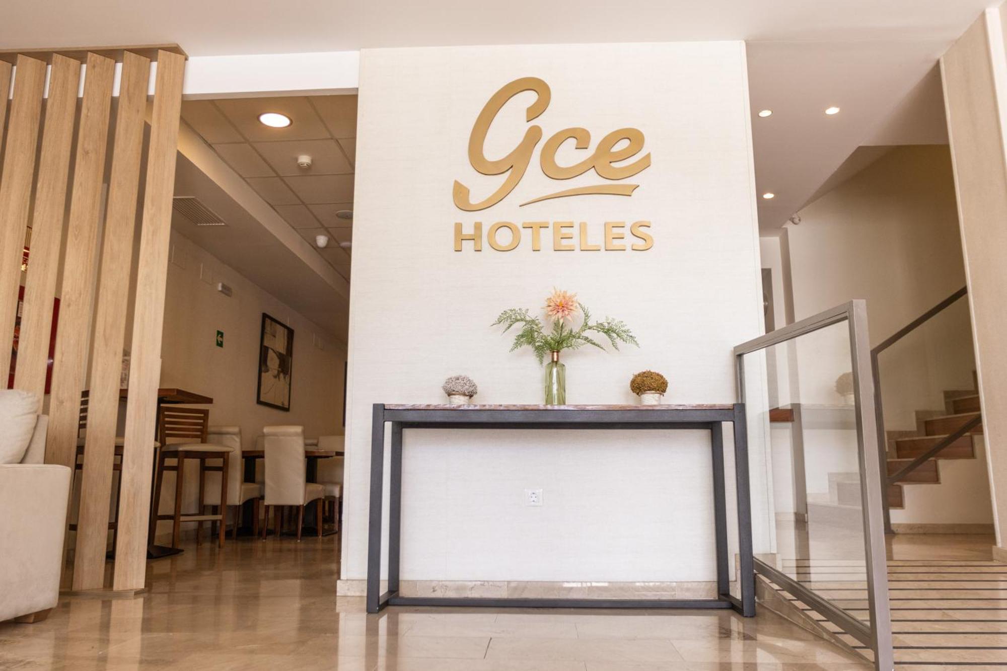 Gce Hoteles Malaga Exterior photo